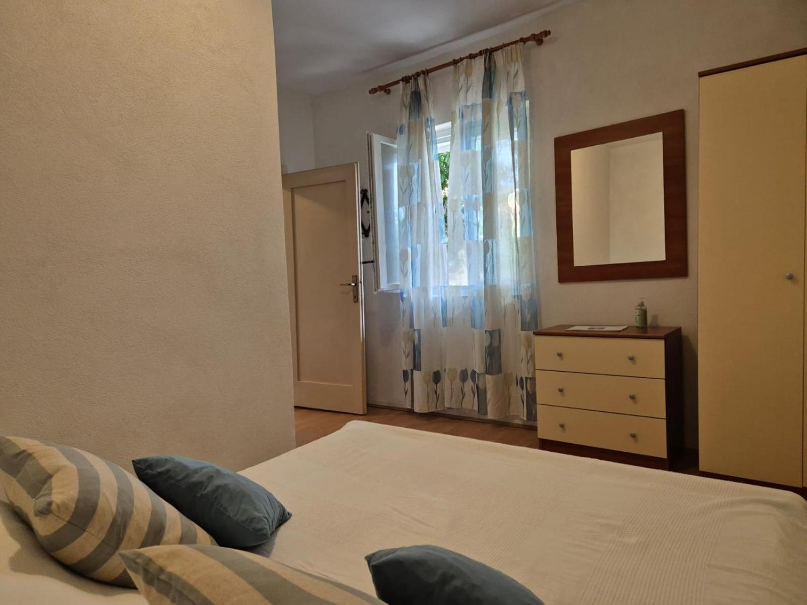 Apartmani Martinovka Drasnice Exterior foto